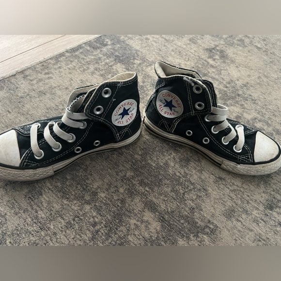 Unisex black converse high tops - Picture 2 of 3